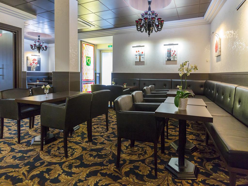 Hotel Irlande Lourdes Exterior photo